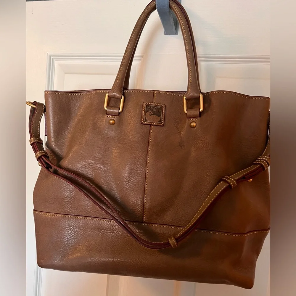 Dooney & Bourke CHELSEA Tote Taupe - Picture 1 of 6